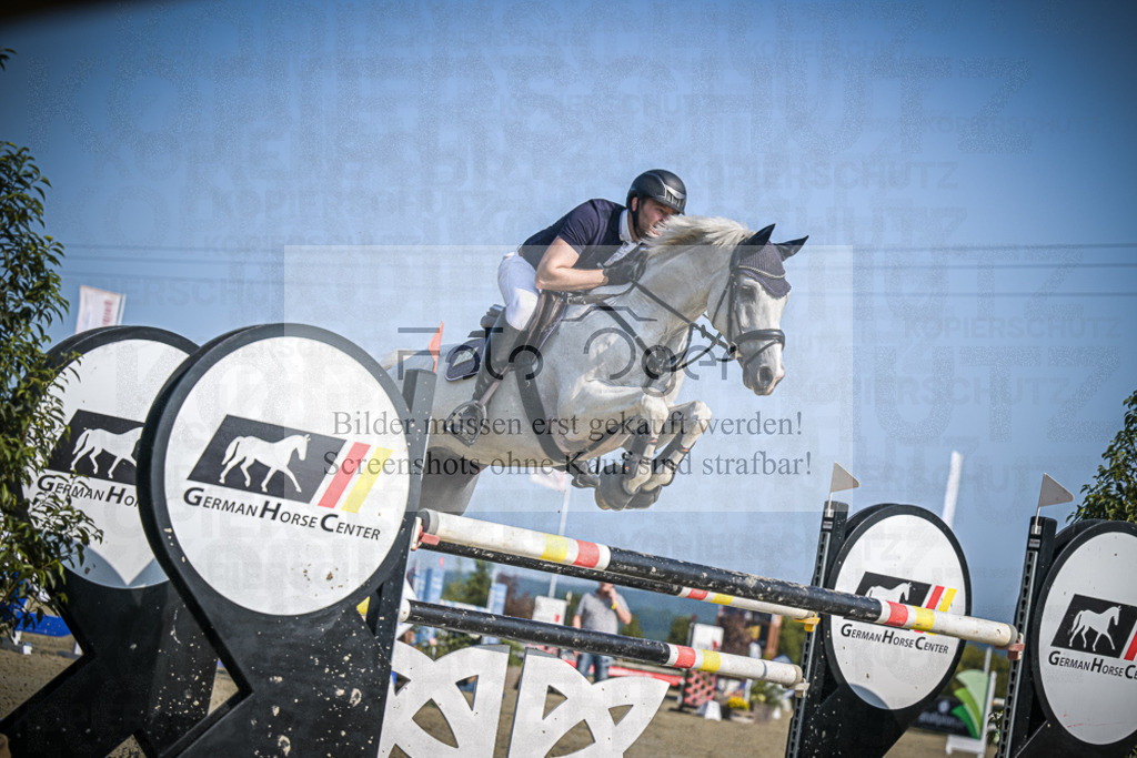 DOS_1429 | Entdecke hochwertige Reitturnierfotos von Foto Oger. Professionell, emotional und authentisch – jetzt Lieblingsmomente im Shop bestellen.Deutschlandweite Turnierfotografie. - Realisiert mit Pictrs.com