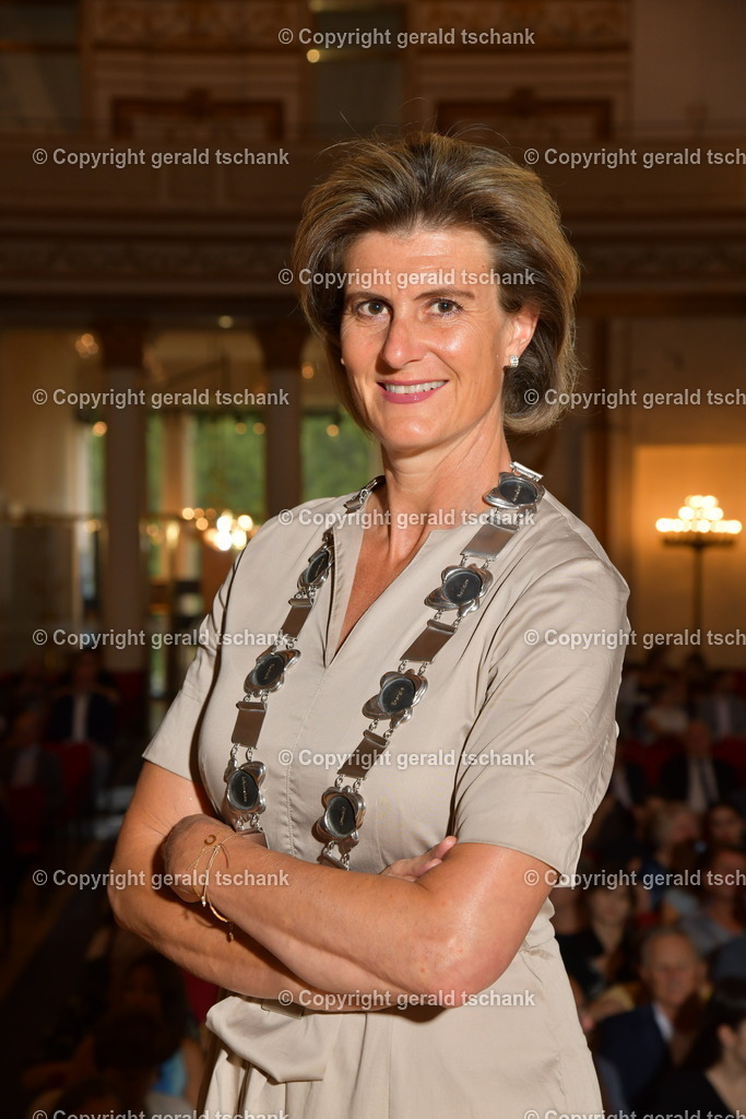 DSC_4015 | Wählen Sie hier bitte Ihr bestes Foto aus, mit diesem Bild wird Ihr Set produziert. Sollten Sie kein Bild wählen oder mehrere suchen wir das Beste aus!