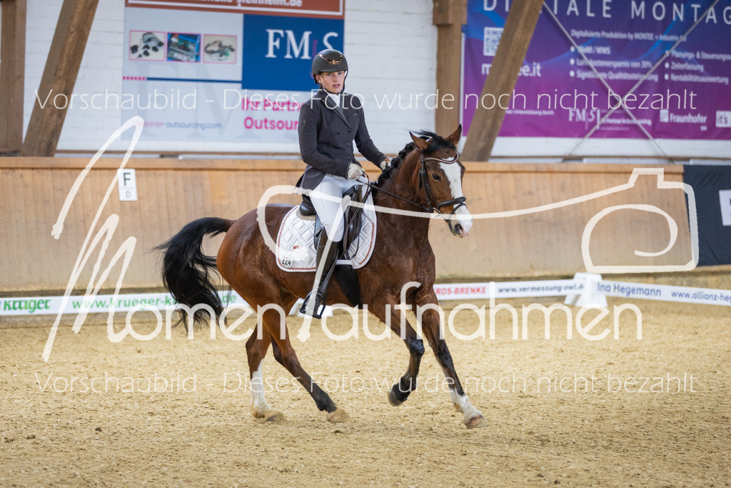 Sth-LPO25-A-Dr-156 | MomenTaufnahmen Pferdesportfotos