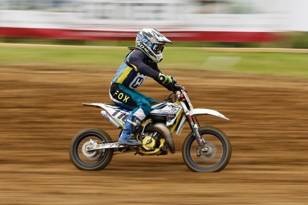 Motocross_Gerstetten_250802_3508 | Fotopresso – Sportfotografie in Heidenheim & Umgebung. Professionelle Sportfotografie für unvergessliche Momente. Dynamische Action-Shots, emotionale Szenen & hochwertige Bilder. - Realisiert mit Pictrs.com