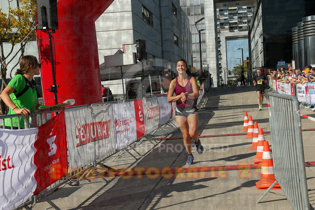 240921_1514_EX1_4759 | Sportfotografie im Rhein-Sieg Kreis, Köln, Bonn, NRW, Rheinland Pfalz, Hessen, etc. Unser Tätigkeitsfeld umfasst den Laufsport vom Volkslauf über den Marathon, Duathlon, Triathon bis zum Ultralauf wie Kölnpfad Ultra oder Schindertrail.