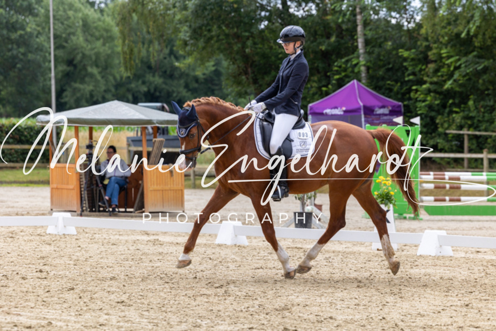 7I8A4288 | melanie-engelhardt-photography - Realisiert mit Pictrs.com