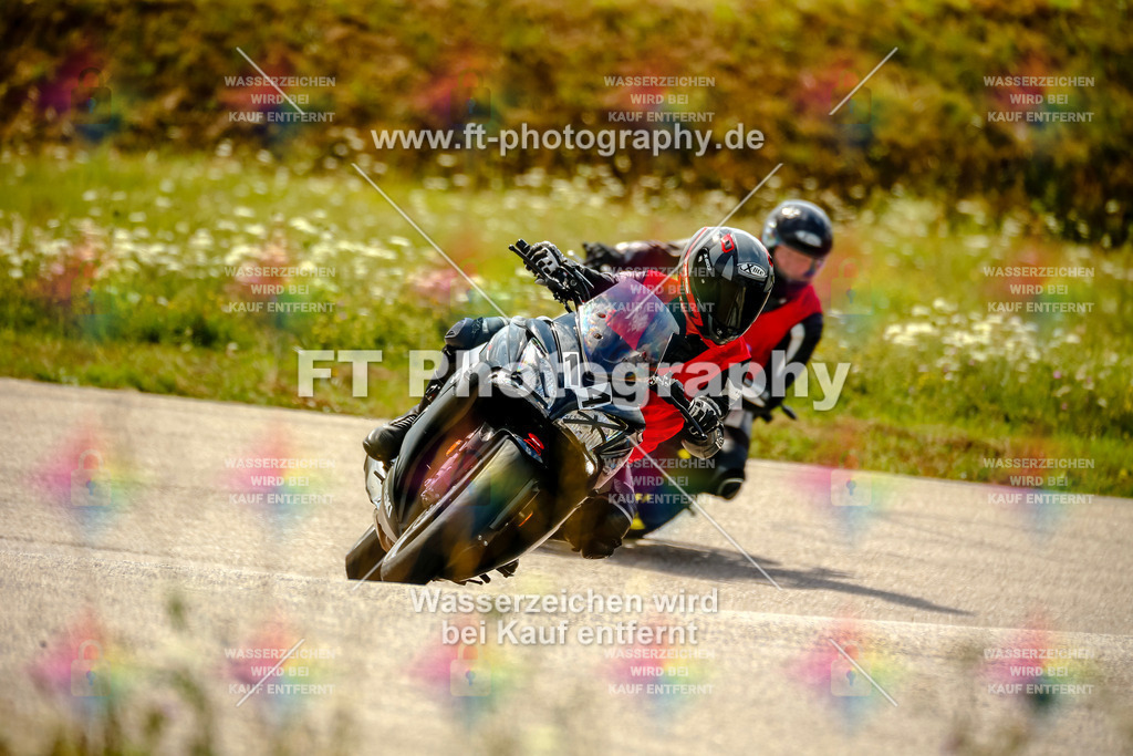 Chambley Juli-3000 | Hier findet Ihr Bilder von Touristenfahrten auf der Nürburgring Nordschleife oder von anderen Veranstaltungen die ich besucht habe. Viel Spass beim Durch Schauen 