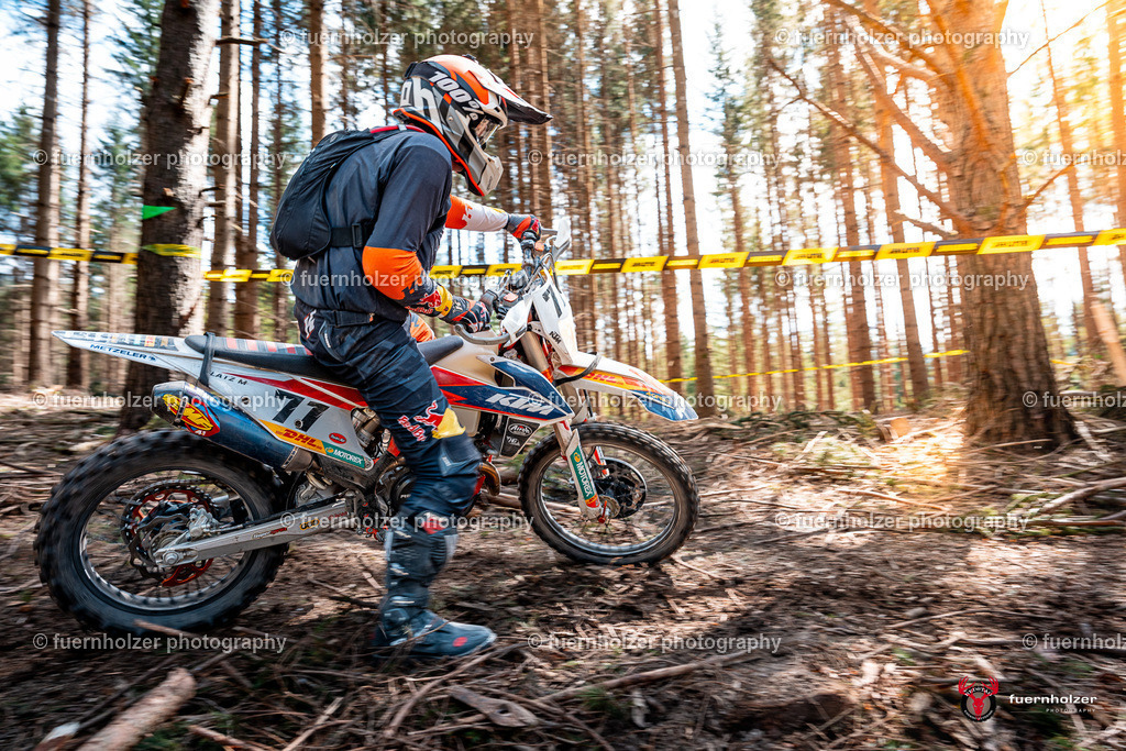 fuernholzer_250501-C1-832 | Fotografische Impressionen von der Red Stag Enduro Extreme by fuernholzer-photography.com. Endurosport in Österreich fotografisch festgehalten von fuernholzer. Auftragsfotografie für Private, Gewerbefotos und Industriefotografie. Eventfotografie, Sportfotografie und Motorsportfotografie. Anbieter von Fotoworkshops, Fototraining, fotografischen Vorträgen und Fotoseminaren.