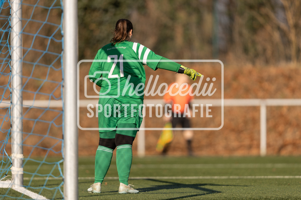 Fußball I Frauen I Saison 2025-2026 I Testspiel I BW Hollage - DSC Arminia Bielefeld I 15.02.2026-074 | Nadine Poll (21, BW Hollage) - Realisiert mit Pictrs.com