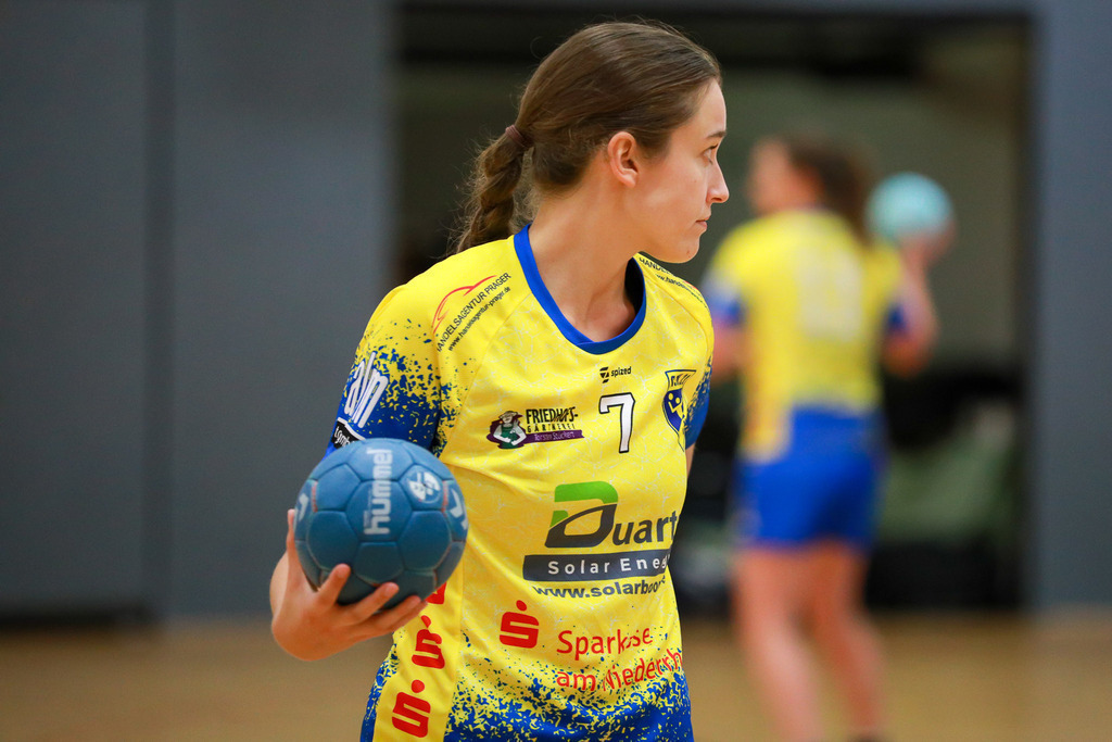 HcTvRhedeII_SvNeukirchen_150924_006 | Bildergalerie von Sport-Ereignissen aber auch von weiteren spannenden Dingen - nicht nur vom Niederrhein. In Anlehnung an den bekannten Spruch von Hanns Dieter Hüsch heißt das Motto: "Niederrhein ist überall".  - Realisiert mit Pictrs.com