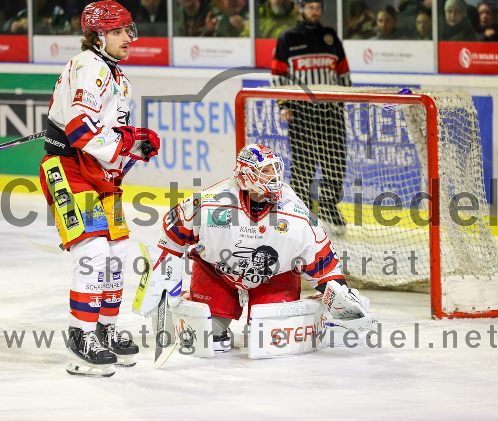 2026-02-20_124_TSV_Erding_gegen_Deggendorfer_SC | Erding, Deutschland, 20.02.2026:Eishockey, Oberliga Süd 2025 / 2026, 49. Spieltag, TSV Erding gegen Deggendorfer SC, Endergebnis: 4:1Torwart Timo Pielmeier (Deggendorfer SC, #51)Foto: Christian Riedel / fotografie-riedel.net