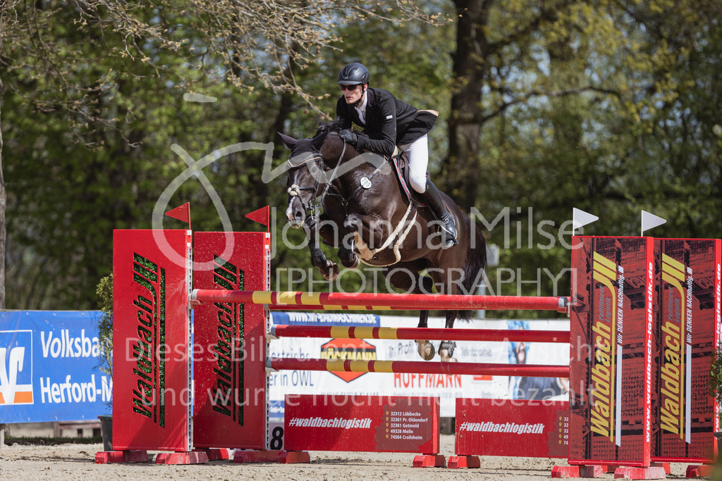 230501_SpengeW_M2St-244 | Deine schönsten Turniermomente als professionelle Fotos! Entdecke hochwertige Pferdesport-Fotografie im Online-Shop. Jetzt Fotos finden & bestellen!