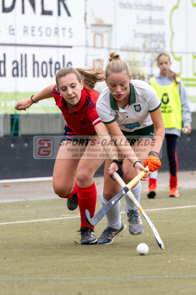 SFE_20231022_0065 | Deutsche Meisterschaft Weibliche U16 Finale Uhlenhorst Mülheim - Düsseldorfer HC am 22.10.2023 in Köln (Düsseldorfer Hockeyclub 1905 e.V.), Photo: Stephan Fehrmann 2023 (Sports-Gallery)