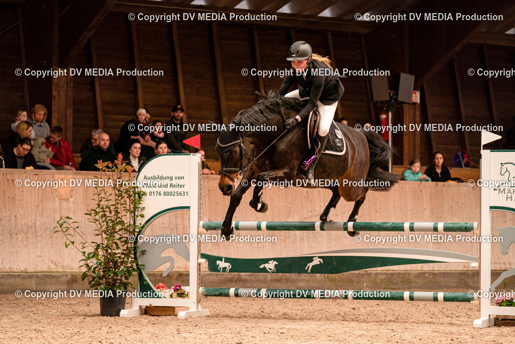 Springen Tag 2-293 | dv-media-shop - Realisiert mit Pictrs.com