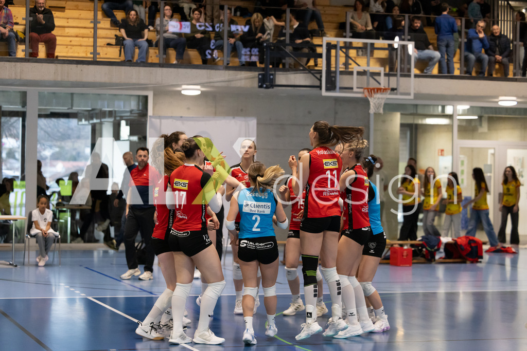 Volleyball I Frauen I Saison 2025-2026 I Volleyball NLA | Women I 1/4 Finals I  BIWI VFM - VC Kanti Schaffhausen I 01.03.2026 | VC Kanti Schaffhausen - Realisiert mit Pictrs.com