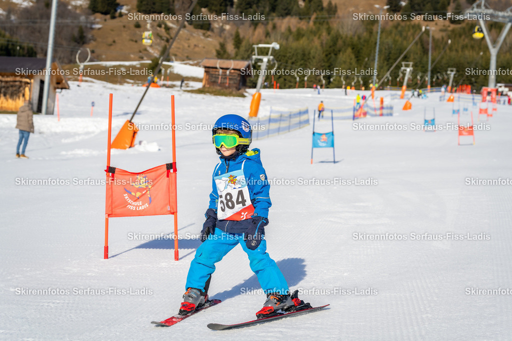 SRF_12.12.2025 0077 | SRF_12.12.2025 0077 - Realisiert mit Pictrs.com