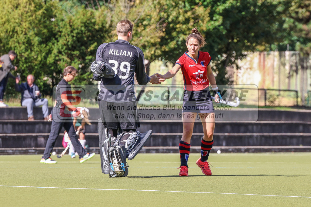 MJ_2022-09-25_HTCU-BHC-62 | Anna Kilian (Berliner HC #39) & Viola Scharf (Berliner HC #31), Uhlenhorst Mülheim - Berliner HC am 25.9.2022 im Waldstadion, Mülheim a. d. Ruhr