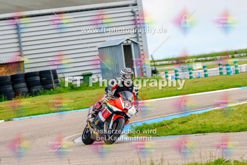 MotoTeam-8102 | Hier findet Ihr Bilder von Touristenfahrten auf der Nürburgring Nordschleife oder von anderen Veranstaltungen die ich besucht habe. Viel Spass beim Durch Schauen 