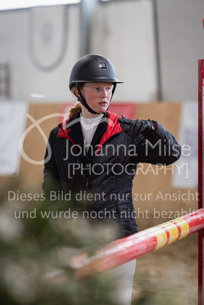 240317_Borgholzhausen_Team-Spr-601 | Deine schönsten Turniermomente als professionelle Fotos! Entdecke hochwertige Pferdesport-Fotografie im Online-Shop. Jetzt Fotos finden & bestellen!