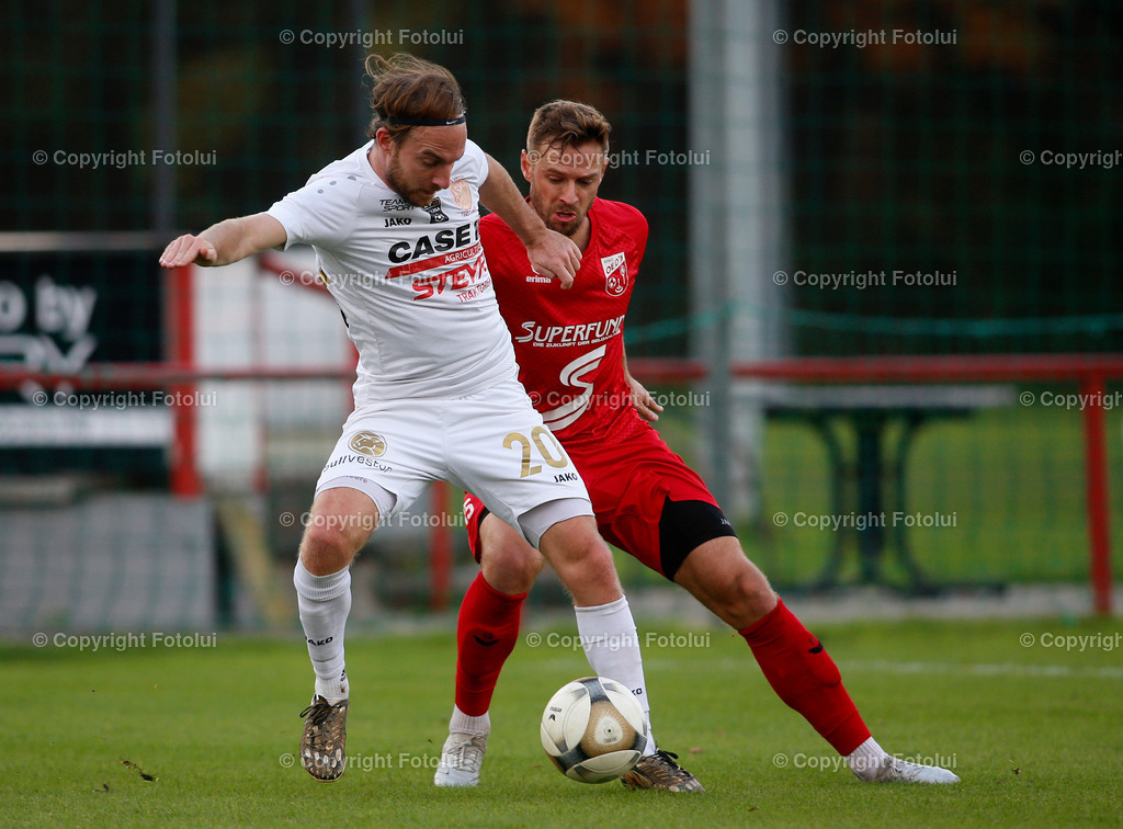 A_LUI_05112022_24 | SPORT FUSSBALL LT1 OOE LIGA ASKOE OEDT-ASK CARE IH STEYR ST.VALENTIN 05.11.2022 IM BILD: MARTIN GRASEGGER (OEDT) UND PATRICK LACHMAYR (ASK ST.VALENTIN) FOTO:FOTOLUI
