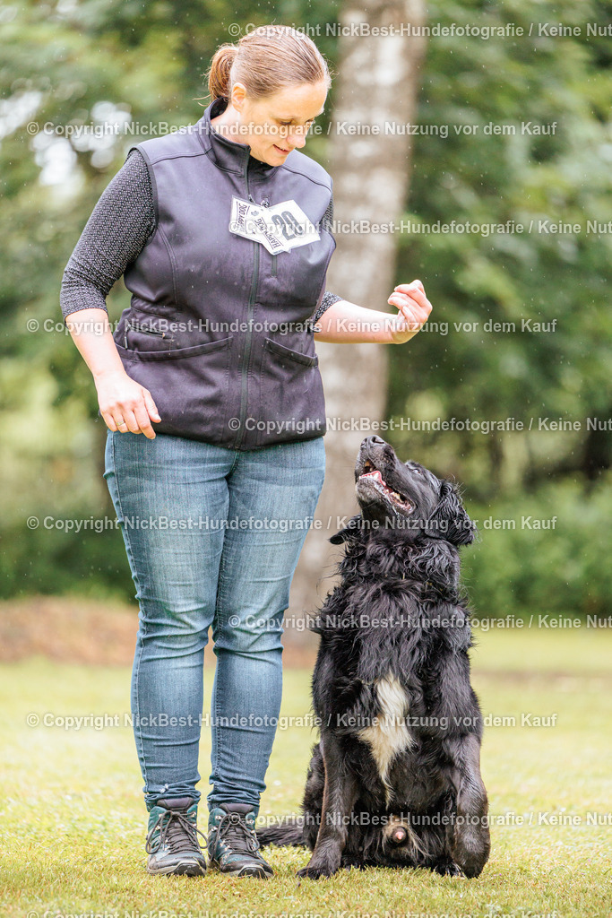 RO-Blumenthal-2026-Nickbest-Hundefotografie-0527 | Dein Hund! Dein Moment! Deine Erinnerungen! Hundefotografie in Bremen Blumenthal. Ich fange die besonderen Momente deines Vierbeiners ein – ob Indoor mit Blitzanlage oder in der freien Natur. Sicher dir dein Moment und dein Termin für eure Erinnerungen.