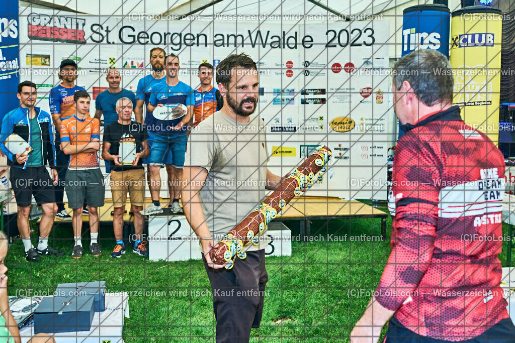 ALP8199_XXIX_GRANITBEISSER_Siegerehrung_Mannschaften | (C)FotoLois.com, Alois Spandl, 29. GRANITBEISSER - Mountainbike-Marathon in St. Georgen am Walde, Start/Ziel/Siegerehrung, Sa 2. September 2023.