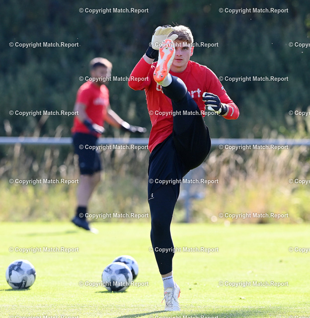 Fussball Regionalliga Suedwest 2023/2024: Trainingsauftakt TSG Balingen | Fussball Regionalliga Suedwest 2023/2024    03.07.2023Trainingsstart bei der TSG Balingen:Torwart Thilo MarksteinerFOTO: Pressefoto ULMER xxNOxMODELxRELEASExx