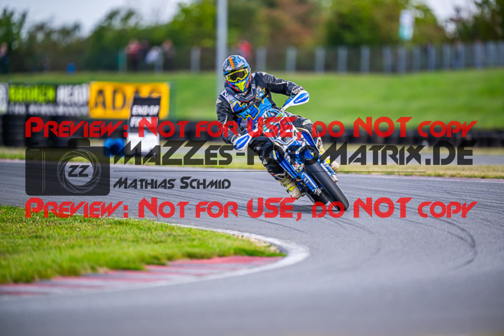 MaZZes_FotoMatrix_231001_5238 | UE40