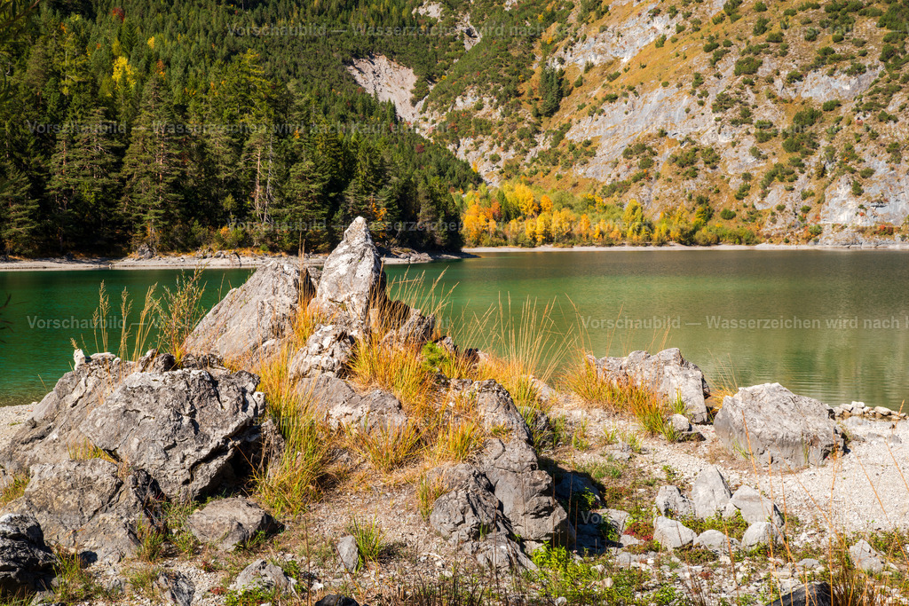 Herbst am Blindsee | in Österreich  - Realisiert mit Pictrs.com
