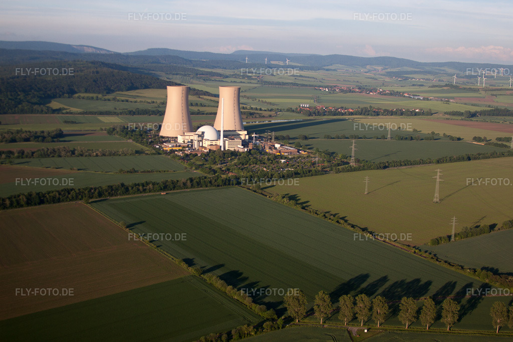 Luftbild: Grohnde, AKW im Ortsteil Grohnde in Emmerthal im Bundesland Niedersachsen in Deutschland. – Foto: IMG_65049.jpg vom 23.05.2014 durch Werner Riehm/FLY-FOTO.de – Auflösung des Originals: 4752 x 3168 px