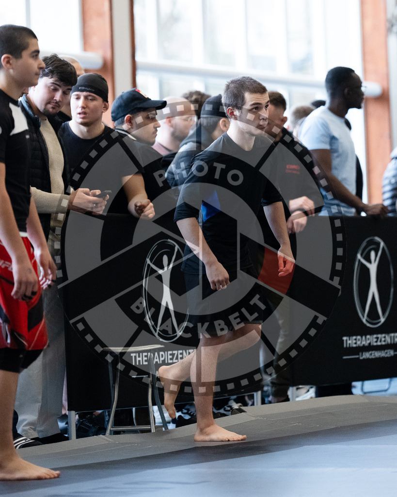 20251129PBB6471 | Fighters compete during the luta livre competition ILLCS XI winter edition on November 29, 2025 in Hannover, Germany.