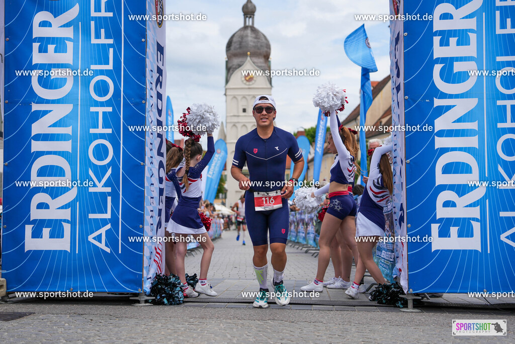 DSC04338 | Stadttriathlon Erding 2025. #yourpictrs #sportshot_your_pictrs @Sportshotphotography #stadttriathlonerding Copyright: www.sportshot.de