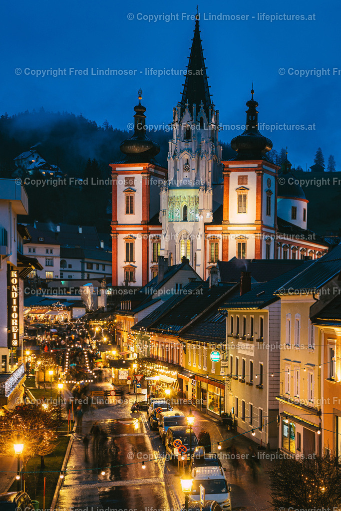 Mariazell Advent Basilika Blaue Stunde 22122019- | Fotos und Fotoprodukte - Realisiert mit Pictrs.com