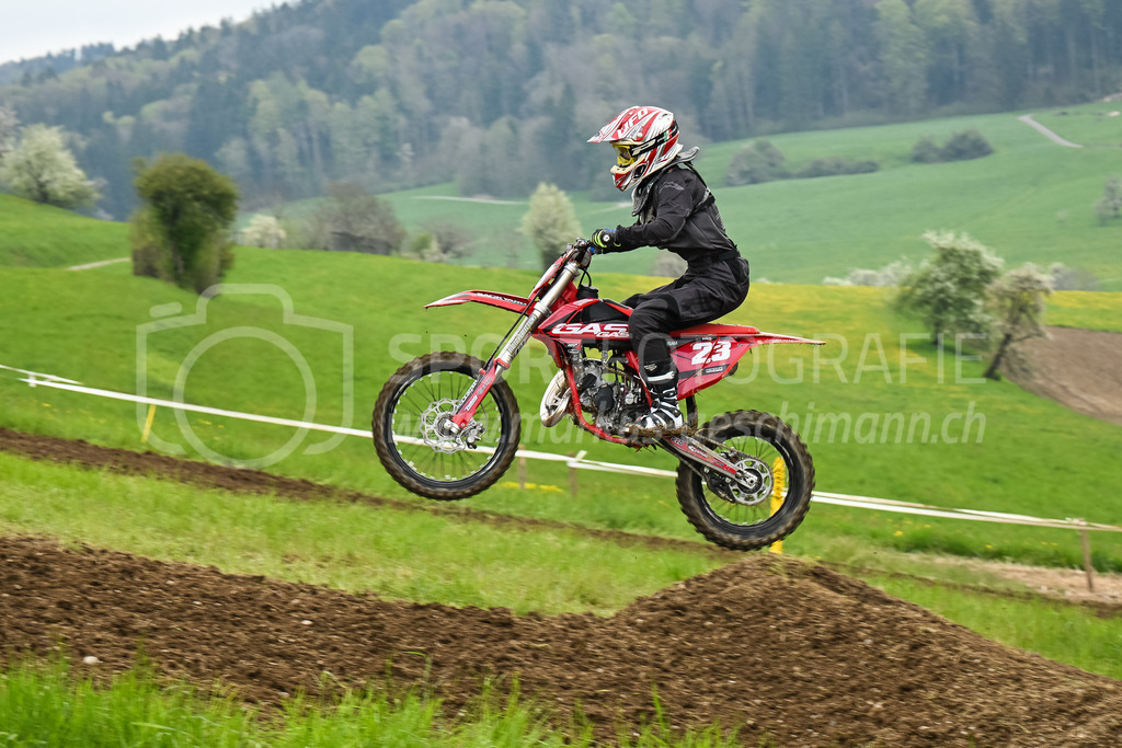 Motocross Schlatt bei Winterthur - 30. April 2023 | #23 Frick Yara aus Obfelden (CH) auf GASGAS in der Kategorie Swiss MX Women Cup am Motocross Schlatt bei Winterthur, 30. April 2023. 
Instagram: @mx_schlatt | @mc_wila | @sam_schweiz
Bild: Sportfotografie Markus Aeschimann | www.markus-aeschimann.ch - Realisiert mit Pictrs.com