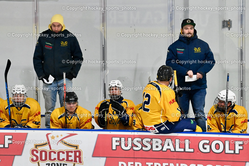 DSG Ledenitzen vs. ELV Zauchen 16.12.2022 | Spielerbank ELV Zauchen, Headcoach ELV Zauchen Lukas Grünwald, Assistentcoach ELV Zauchen Florian Rutar