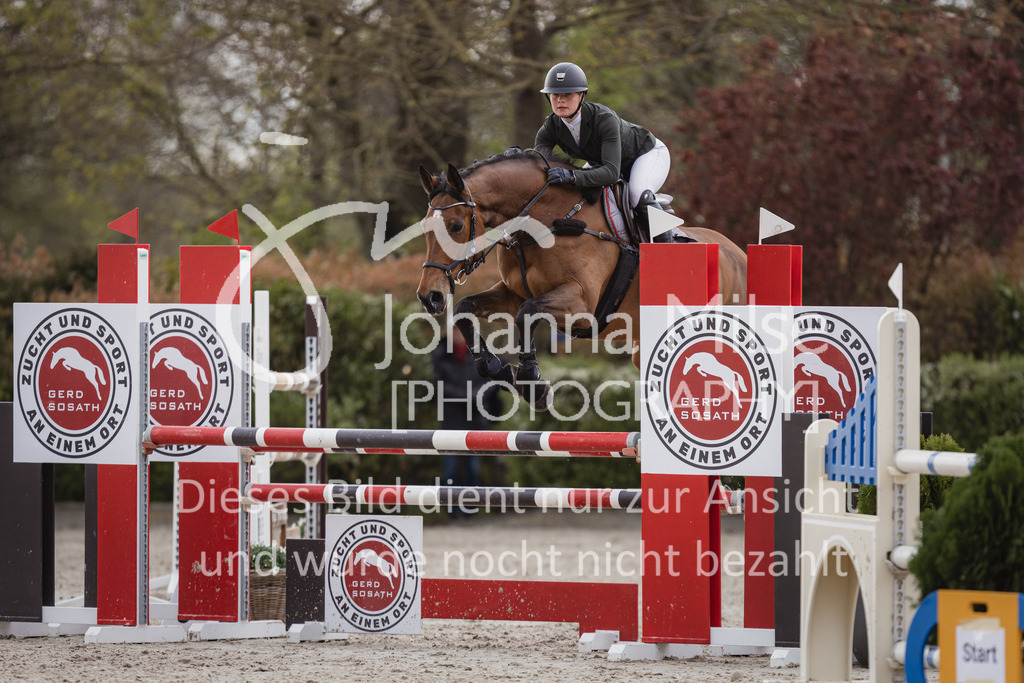 230426_HofSosath_Stil-L-550 | Deine schönsten Turniermomente als professionelle Fotos! Entdecke hochwertige Pferdesport-Fotografie im Online-Shop. Jetzt Fotos finden & bestellen!