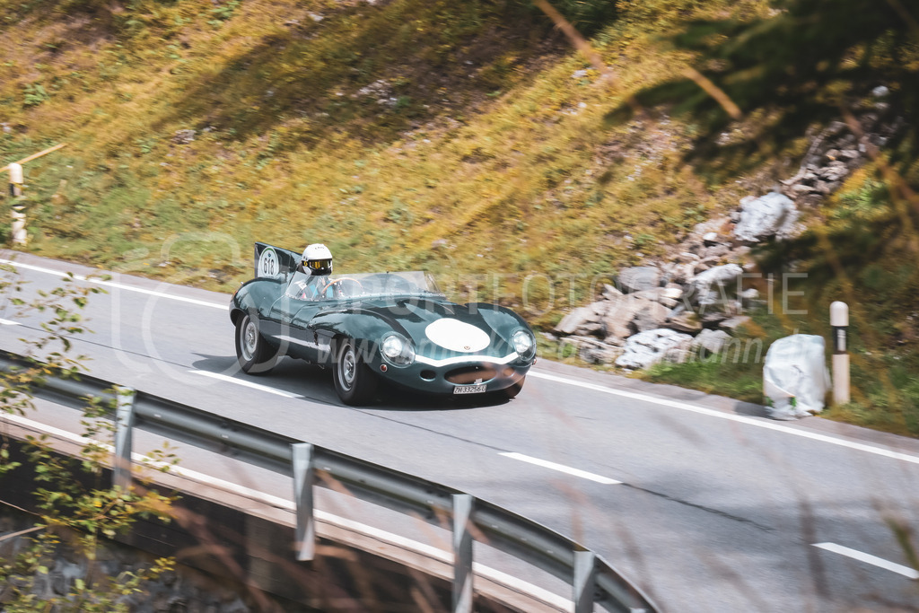 21. Arosa ClassicCar 2025 - 7. =September= 2025 | Moritz Wüst aus Dällikon (SUI) in einem Jaguar Type D Replica aus dem Jahre 1956 mit Startnummer 618 am Arosa ClassicCar 2025 in der Kategorie Demo..@arosaclassiccar, @arosa.official, #arosaclassiccar, #arosa, #76curves, #classiccarBild: Sportfotografie Markus Aeschimann | www.markus-aeschimann.ch - Realisiert mit Pictrs.com
