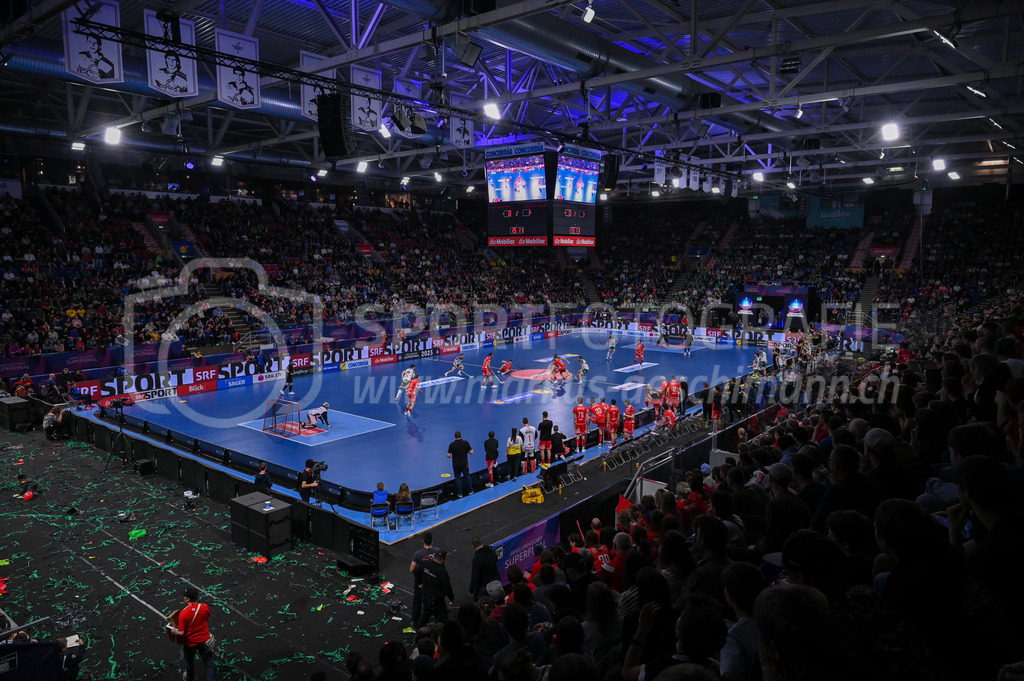 SV Wiler-Ersigen vs Floorball Köniz - 15. April 2023 | SV Wiler-Ersigen vs Floorball Köniz
Stimo Arena, Kloten
Die stimo arena in Kloten.
Bild: Sportfotografie Markus Aeschimann | www.markus-aeschimann.ch - Realisiert mit Pictrs.com