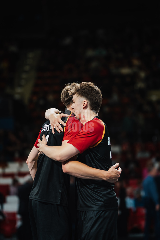 Volleyball | Männer | Testspiel | Deutschland vs. Italien | 26.05.2025 | v.l. Joscha Kunstmann (#7, Deutschland) und Theo Mohwinkel (#32, Deutschland)