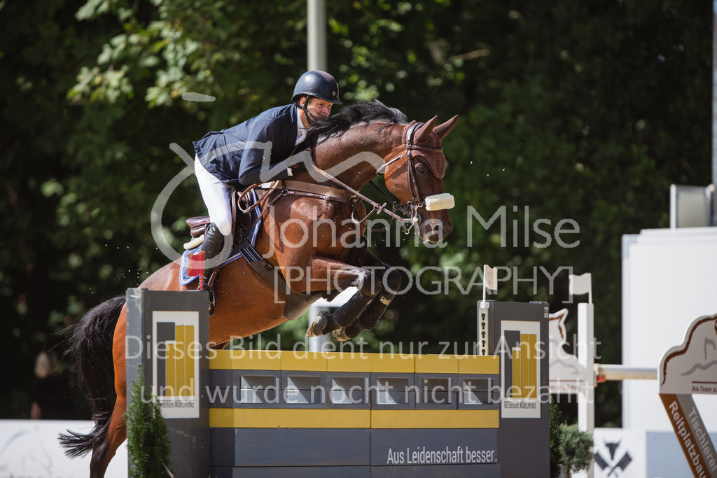 220828_Delbrueck_GrosserPreis-613 | Deine schönsten Turniermomente als professionelle Fotos! Entdecke hochwertige Pferdesport-Fotografie im Online-Shop. Jetzt Fotos finden & bestellen!