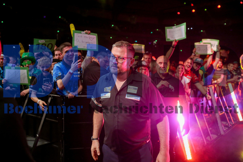  28.10.2023 - 
 | Sebastian Sendlak / Bochumer Nachrichtendienst (BOND) - PDC European Darts Championship: Achtelfinale - Realisiert mit Pictrs.com