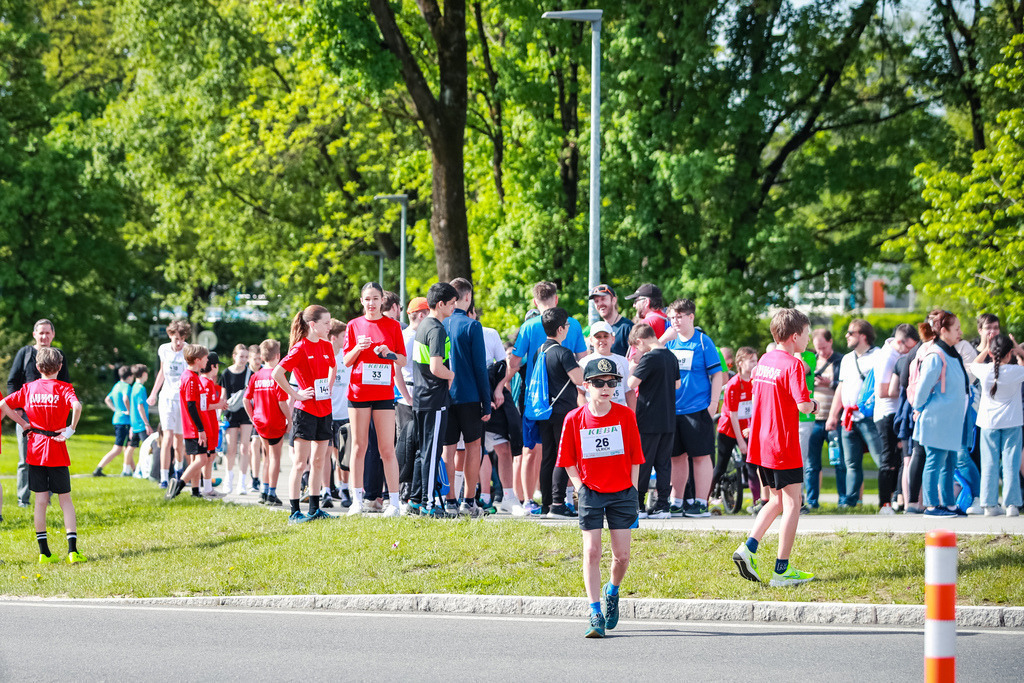 MB-20240428-101-107-0135 | Int. 3 Brückenlauf Linz, Foto: WAPICS/Binder Manuel