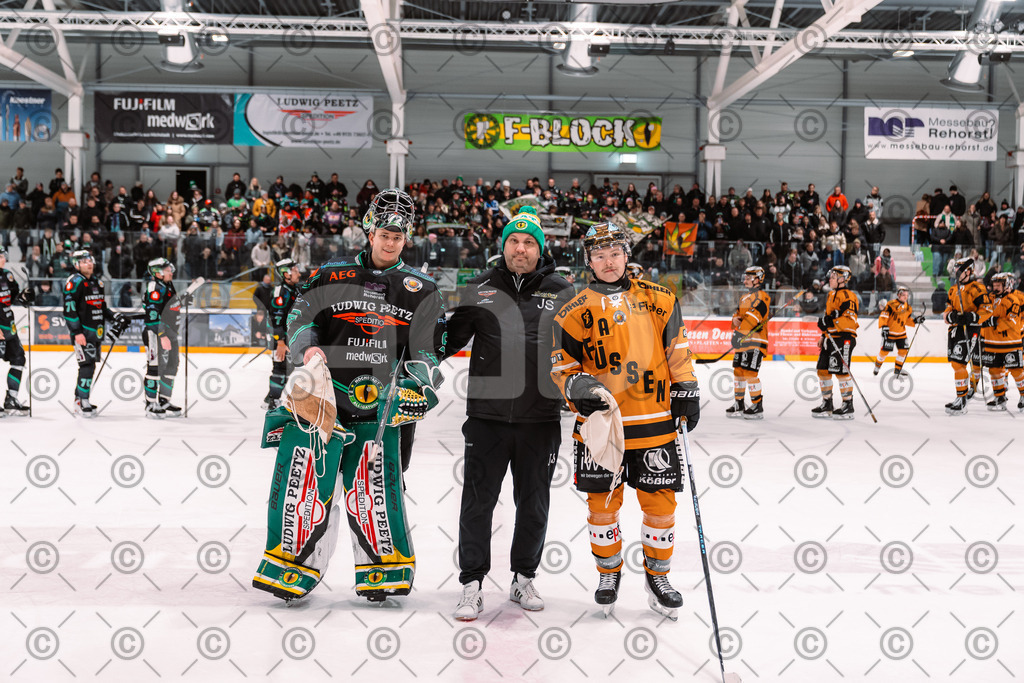 Alligators_vs_Fuessen_21.11.2025-096 | Höchstadt Alligators Fotogalerie: Eishockey-Action aus Franken. Professionelle Spielfotos, Portraits & Stadionbilder zum Download. Jetzt entdecken! - Realisiert mit Pictrs.com