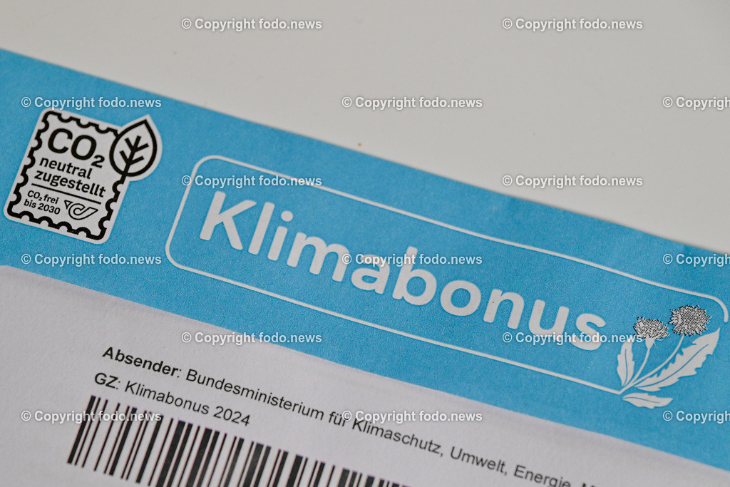 Klimabonus_ 14.11.2024-3 | 14.11.2024, Linz, AUT, Klimabonus, im Bild Klimabonus, Kuvert, Brief, Gutscheine, Zustellung, Ministerium, Bundesministerium, Klimaschutz, Umwelt, Energie, Mobilitaet, Innovation, Technologie, RSa, Post