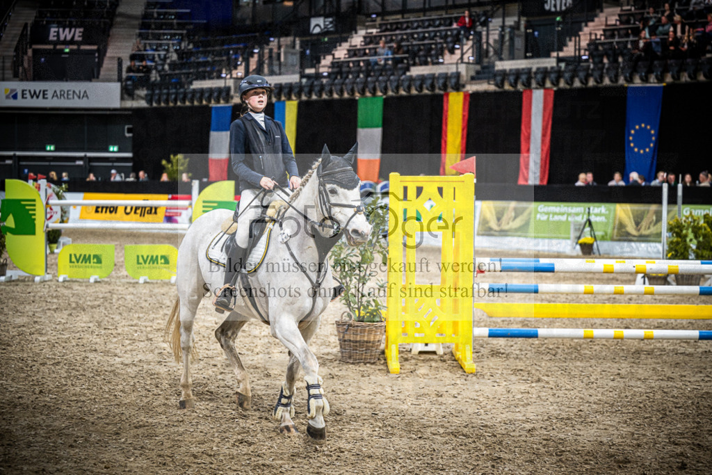 DOS_2768 | Entdecke hochwertige Reitturnierfotos von Foto Oger. Professionell, emotional und authentisch – jetzt Lieblingsmomente im Shop bestellen.Deutschlandweite Turnierfotografie. - Realisiert mit Pictrs.com