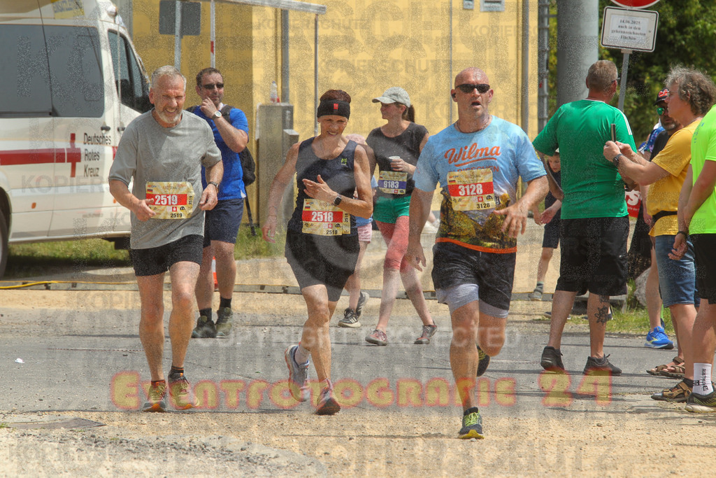 250614_1308_EV4_0527 | Sportfotografie im Rhein-Sieg Kreis, Köln, Bonn, NRW, Rheinland Pfalz, Hessen, etc. Unser Tätigkeitsfeld umfasst den Laufsport vom Volkslauf über den Marathon, Duathlon, Triathon bis zum Ultralauf wie Kölnpfad Ultra oder Schindertrail.
