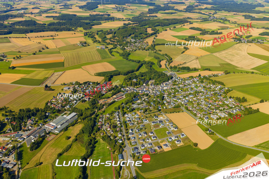 Luftaufnahme von Weißdorf - Die Luftaufnahme wurde 2025 vom UL-Flugzeug heraus erstellt ( keine Drohne ) - Hochauflösende Luftaufnahme - für professionelle Ausdrucke geeignet. Die Geschenkidee !Mit Lizenz und Bildrechte bestellbar
