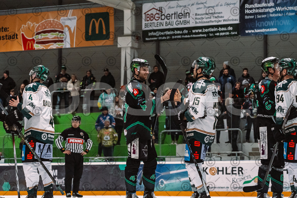 Alligators_vs_Erding_12_12_2025-207 | Höchstadt Alligators Fotogalerie: Eishockey-Action aus Franken. Professionelle Spielfotos, Portraits & Stadionbilder zum Download. Jetzt entdecken! - Realisiert mit Pictrs.com