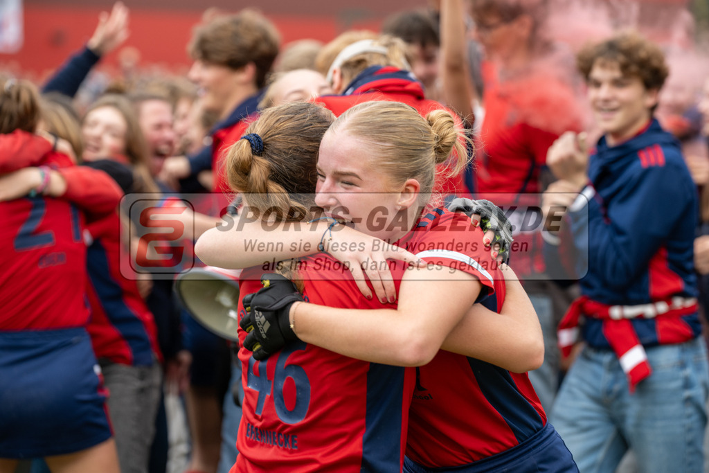 SFE_20231022_0187 | Deutsche Meisterschaft Weibliche U16 Finale Uhlenhorst Mülheim - Düsseldorfer HC am 22.10.2023 in Köln (Düsseldorfer Hockeyclub 1905 e.V.), Photo: Stephan Fehrmann 2023 (Sports-Gallery)