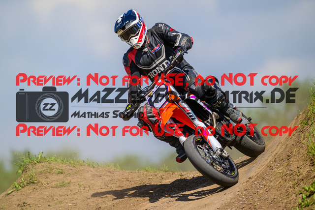 MaZZes_FotoMatrix_240622_6007705_0426 | S3