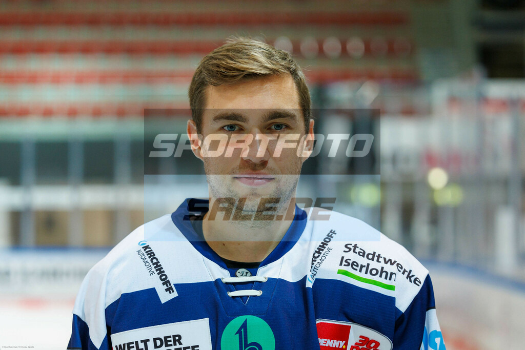Iserlohn Roosters Teamshooting | Sven Ziegler - Realisiert mit Pictrs.com