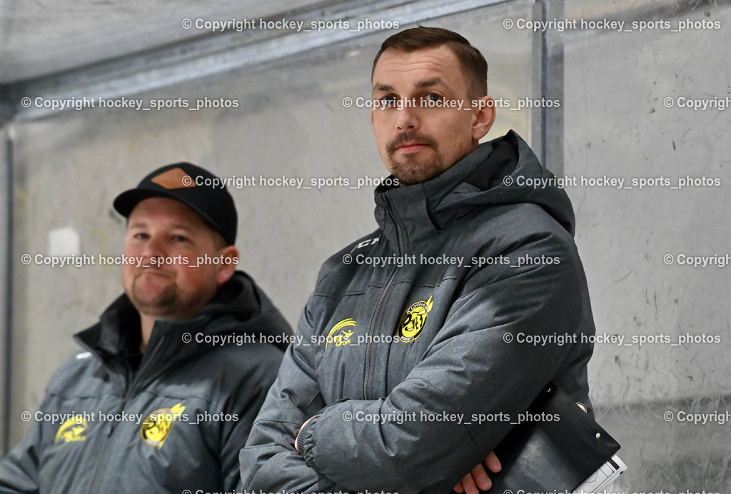 EC Hornets Spittal vs. ESC Steindorf 23.2.2024 | Assistentcoach EC Hornets Spittal Buchbauer Thomas, Headcoach EC Hornets Spittal ORZETEK Florian, EC Hornets Spittal vs. ESC Steindorf 23.2.2024, EC Hornets Spittal vs. ESC Steindorf 23.2.2024 am 23.02.2024 in Spittal an der Drau (Eissportzentrum Spittal), Austria, (Photo by Bernd Stefan)