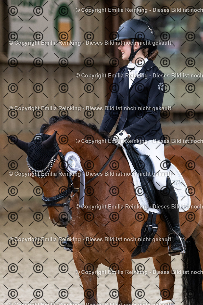 CL5A5450 | Emilia Reinking Fotografie - Realisiert mit Pictrs.com