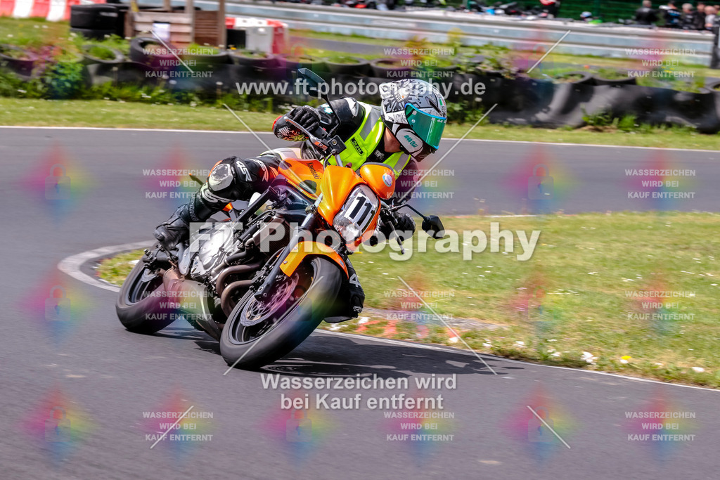 MotoTeamVBK-20959 | Hier findet Ihr Bilder von Touristenfahrten auf der Nürburgring Nordschleife oder von anderen Veranstaltungen die ich besucht habe. Viel Spass beim Durch Schauen 